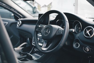 De voordelen van regelmatig je auto laten nakijken